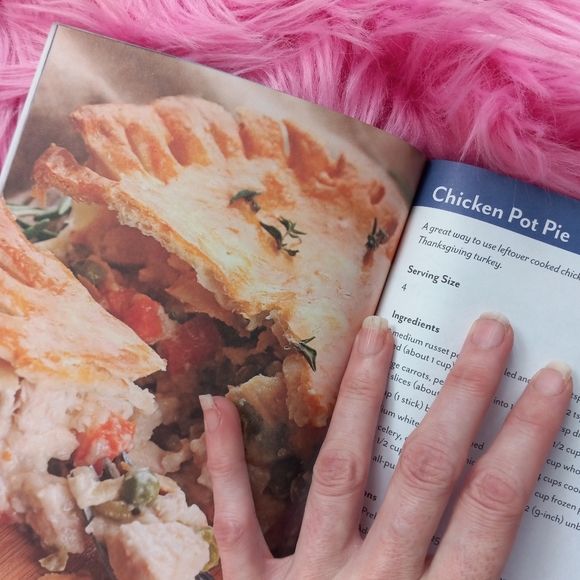 Set of easy follow cook books! Grill cookout & comfort foods made easy recipes! - Picture 14 of 15